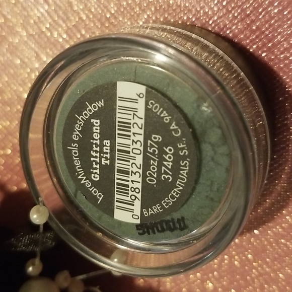 🌼⚫GIRLFRIEND TINA Bareminerals DISCONTINUED EyeShadow NWT/SEALED - Picture 4 of 6
